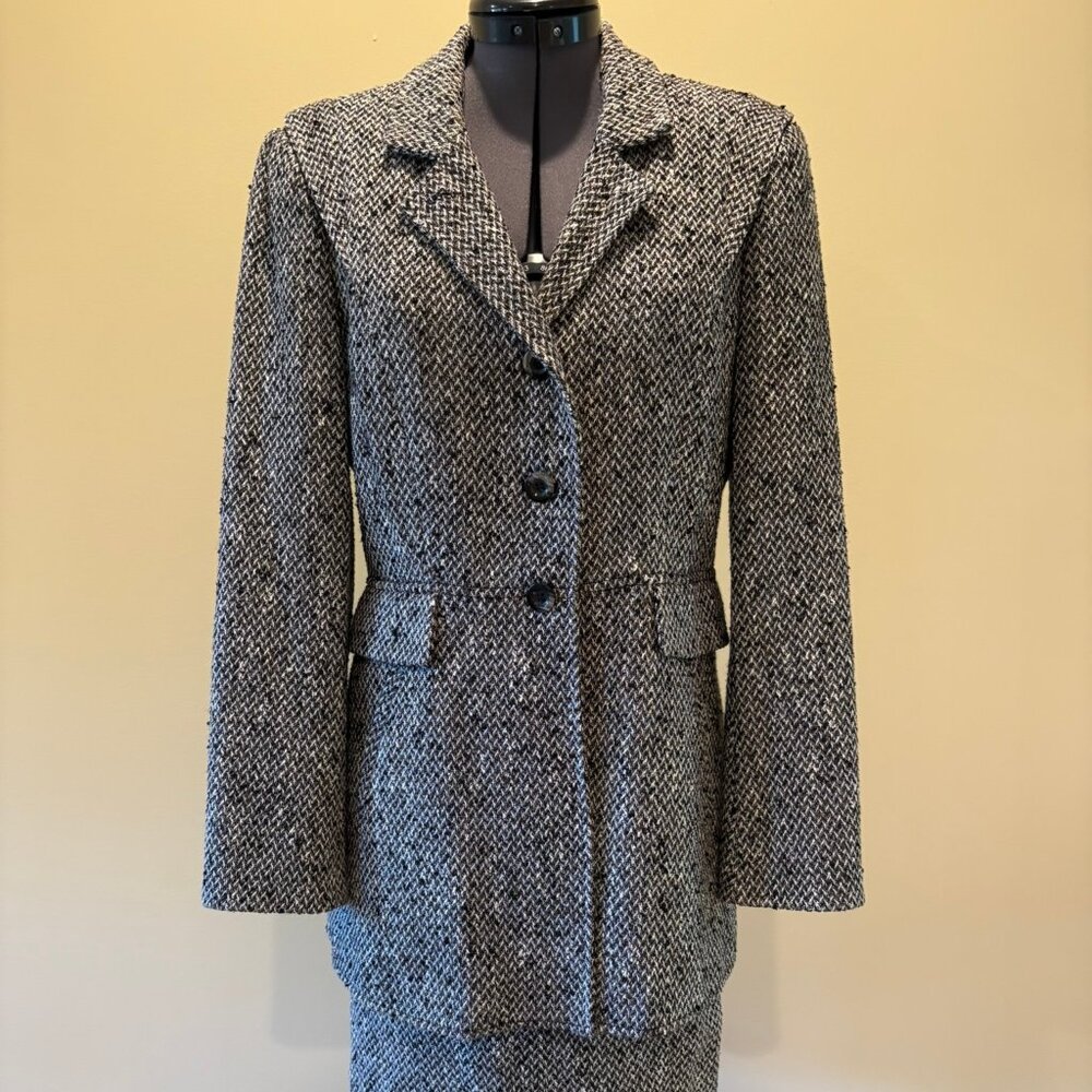 Carlise size 0 long tweed blazer